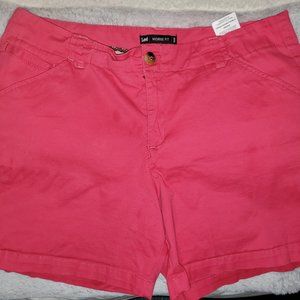Lee MidRise Solid Pink Shorts